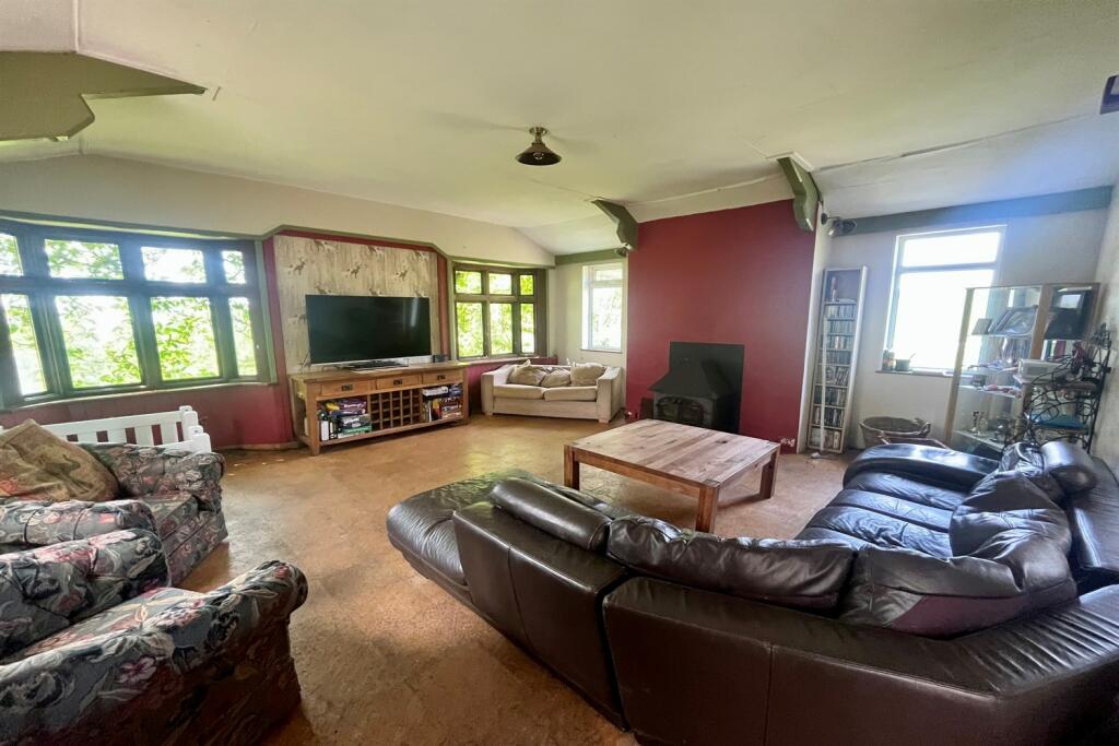 Additional image 12 of Knitson