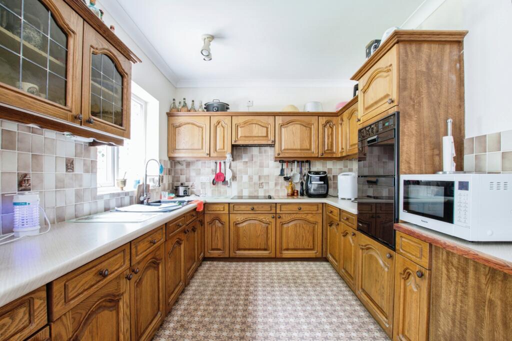 Additional image 15 of Southlands Avenue, Bournemouth, BH6