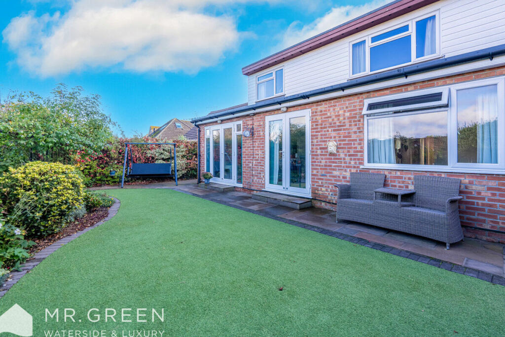 Additional image 25 of Thornbury Road, Hengistbury Head, Southbourne, BH6 4HU