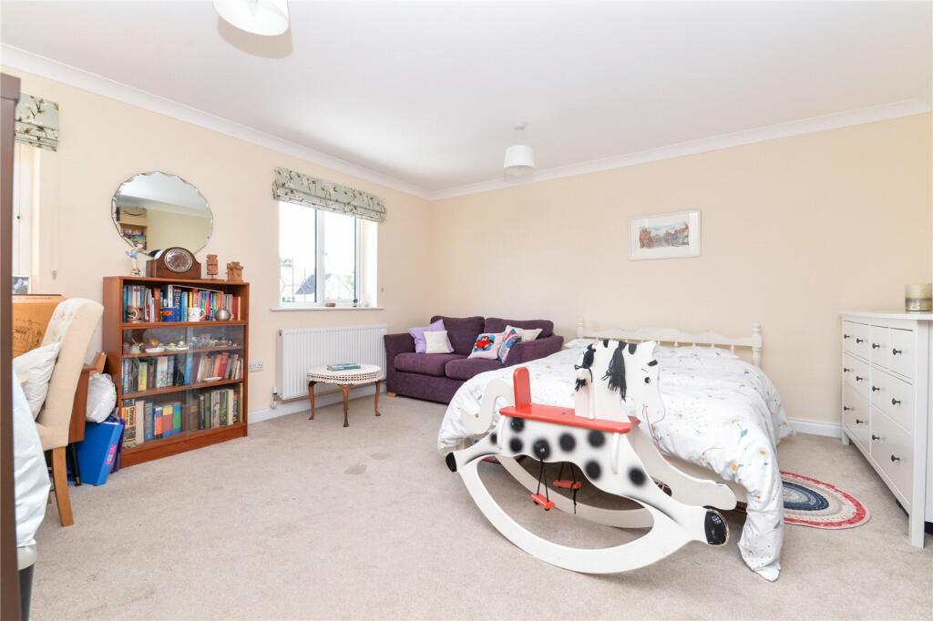 Additional image 10 of Avenue Road, New Milton, Hampshire, BH25