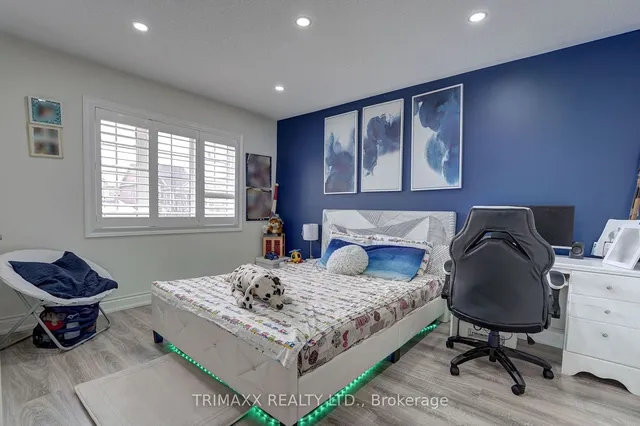 Additional image 20 of 21 Sunnyvale Gate