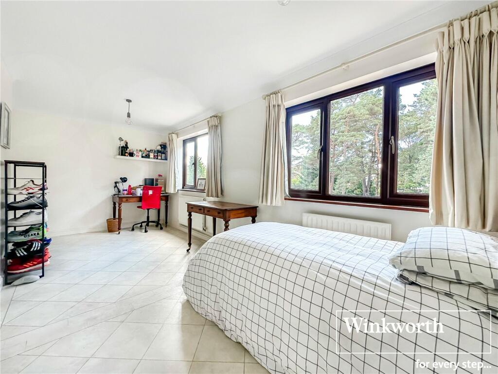 Additional image 16 of Evening Glade, Ferndown, Dorset, BH22