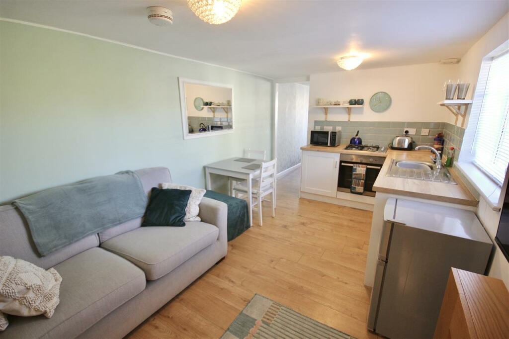 Additional image 18 of Douglas Close, Upton, Poole