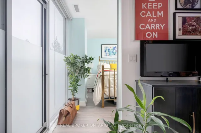 Additional image 26 of 6 Parkwood Ave Unit 401