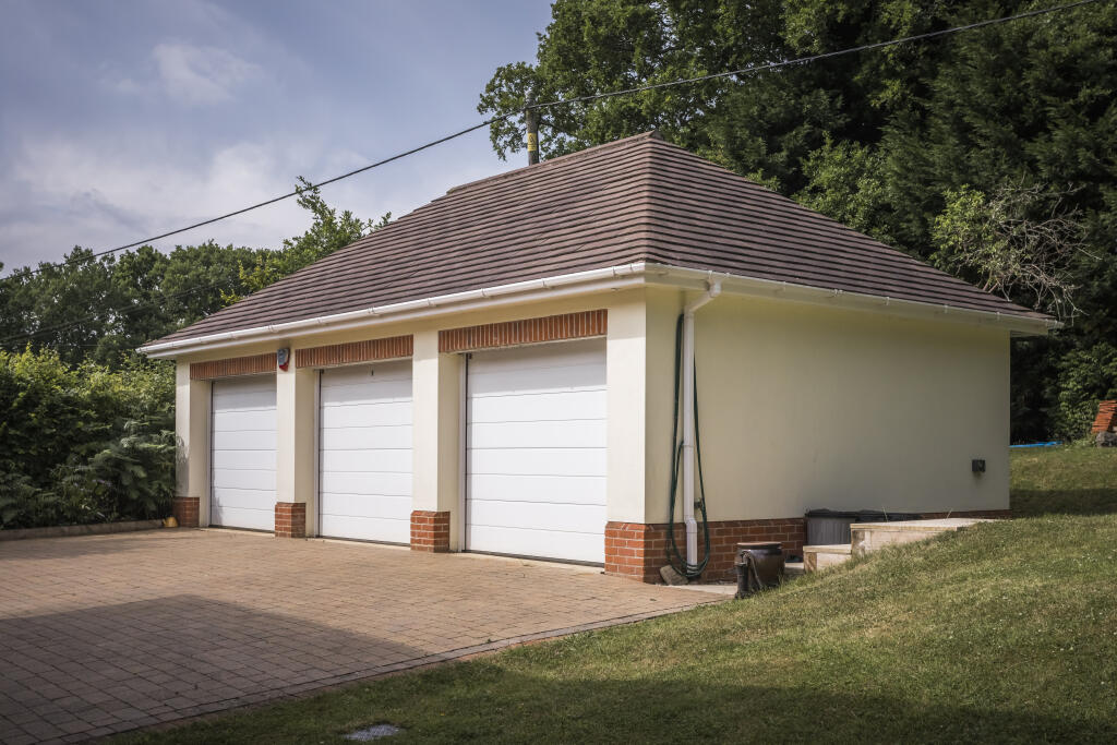 Additional image 17 of Forest Lane, RINGWOOD, BH24