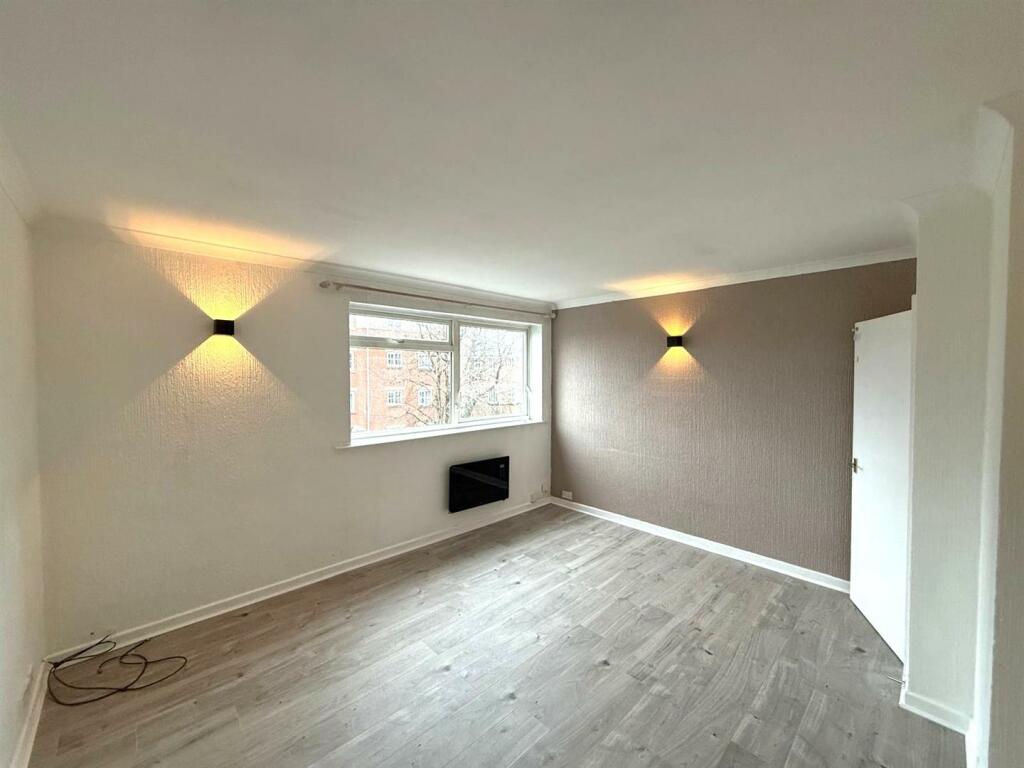 Additional image 7 of Mosley Avenue, Bury