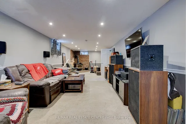 Additional image 16 of 74 Elm Ridge Dr