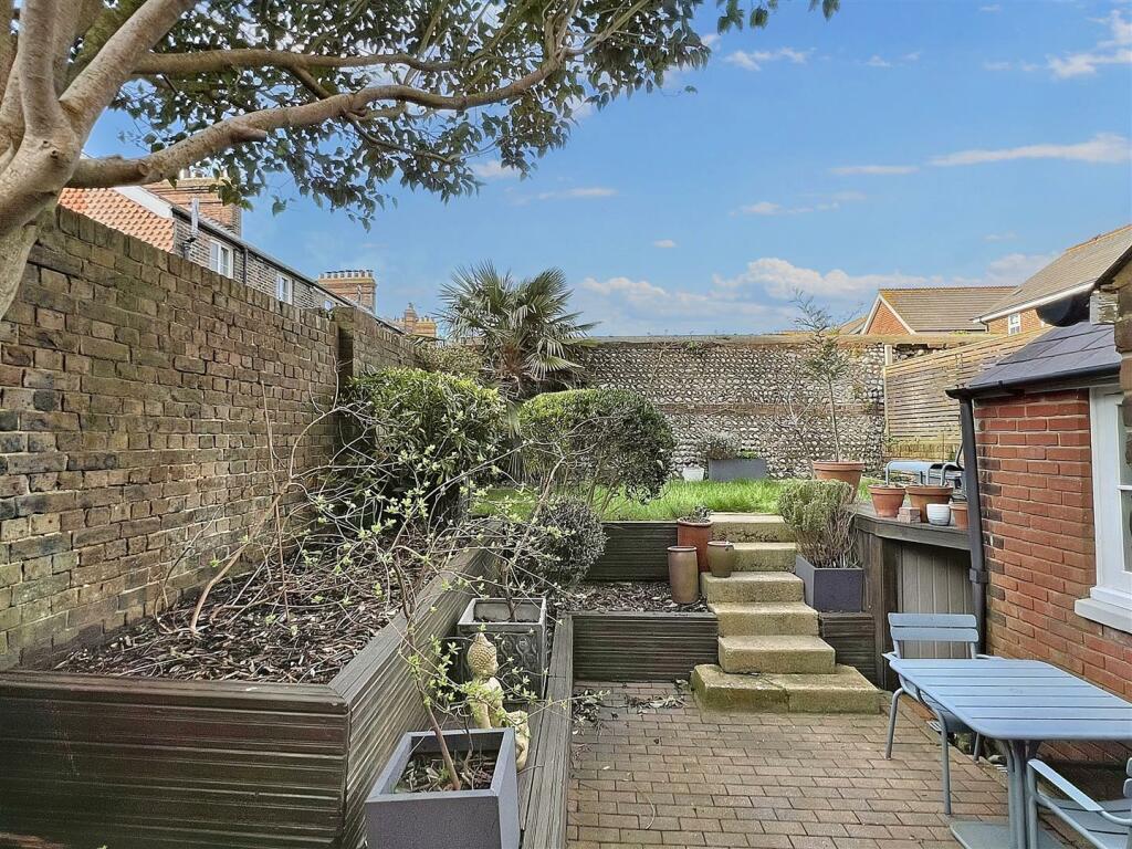 Additional image 20 of Vicarage Drive, Eastbourne