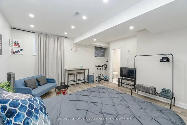 Additional image 30 of 35 Heaslip Terr