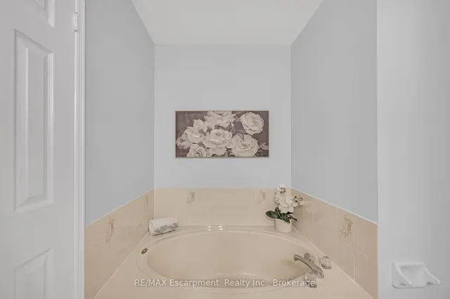 Additional image 21 of 1415 Hazelton Blvd Unit 33