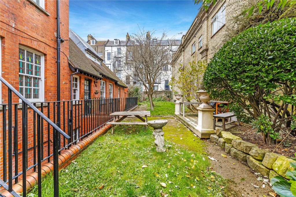 Additional image 7 of Grand Avenue, Hove, East Sussex, BN3