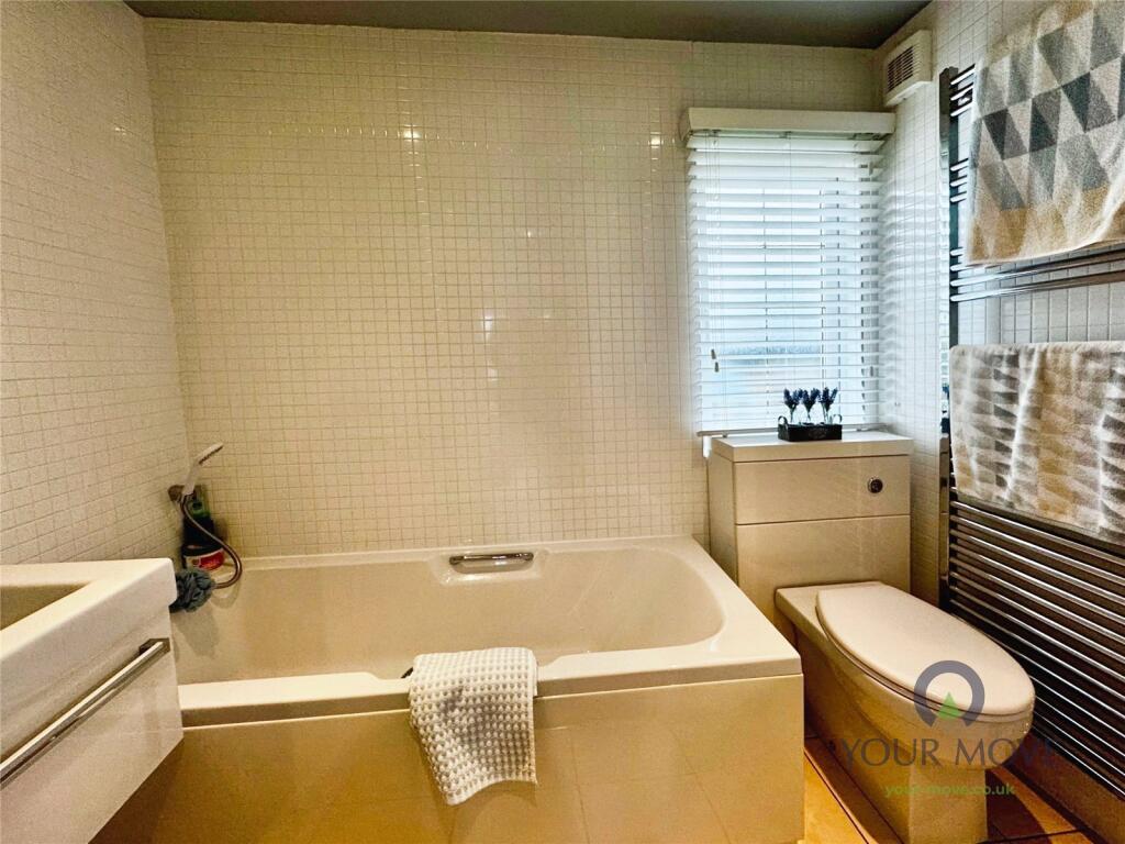 Additional image 14 of Eastbourne Heights, Oak Tree Lane, Eastbourne, East Sussex, BN23