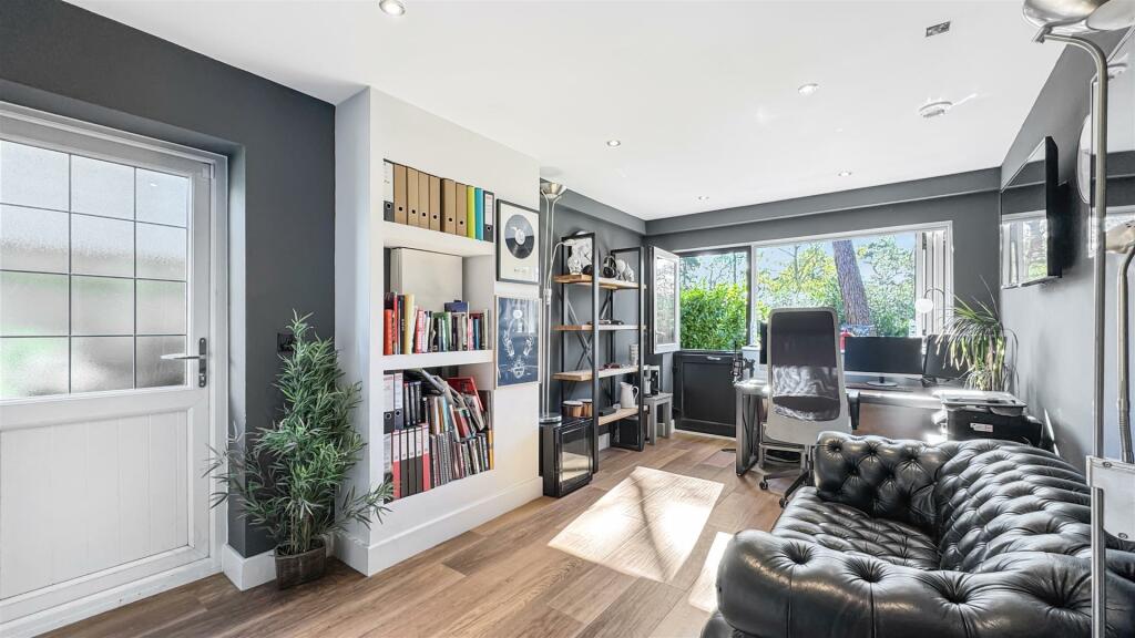 Additional image 14 of De Redvers Road, Lower Parkstone