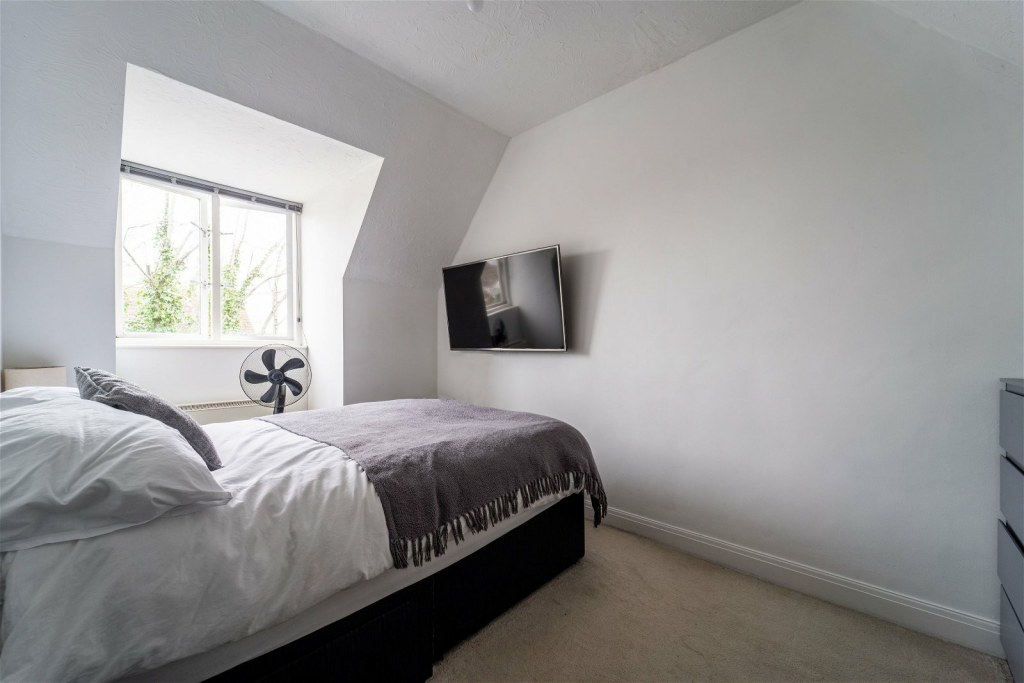 Additional image 17 of Avon Manor, Purewell, Christchurch, BH23 1EP