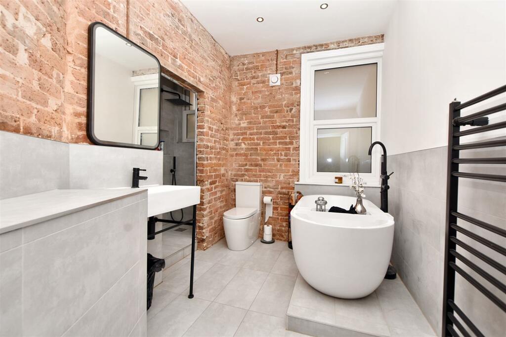 Additional image 7 of Cavendish Avenue, Eastbourne