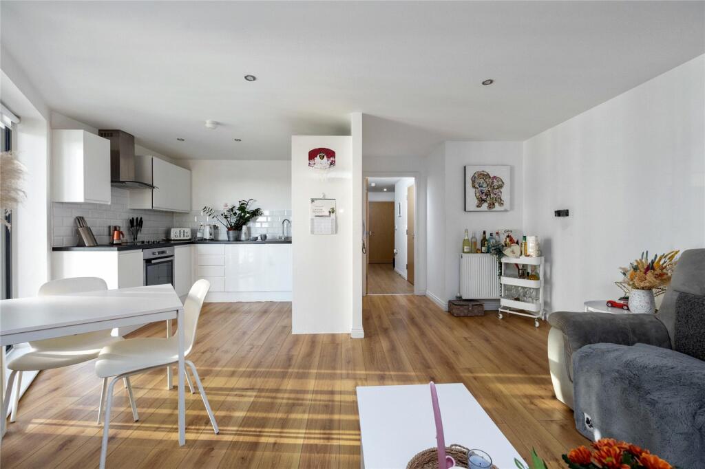 Additional image 6 of Brighton Road, Shoreham-by-Sea, West Sussex, BN43