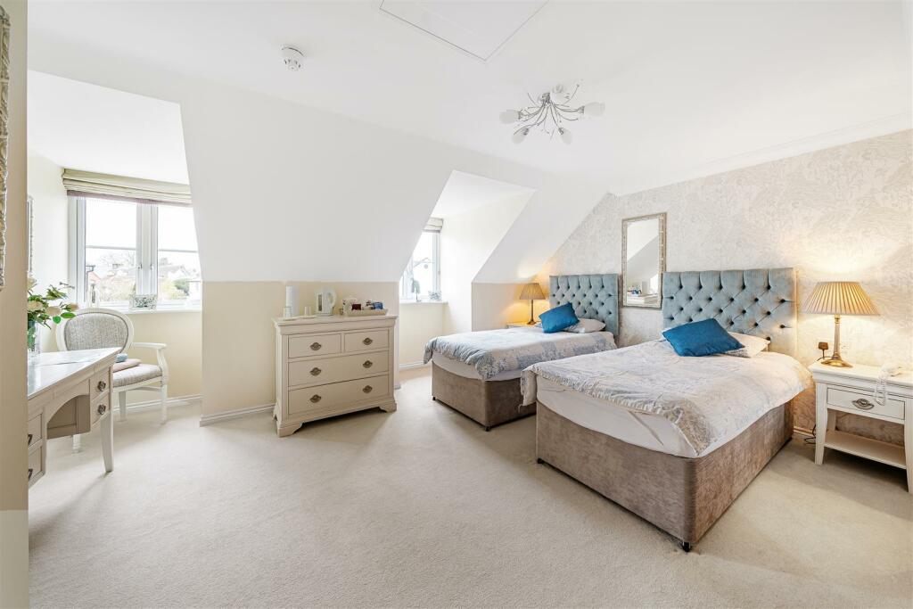 Additional image 13 of Bennett Lodge, Wimborne