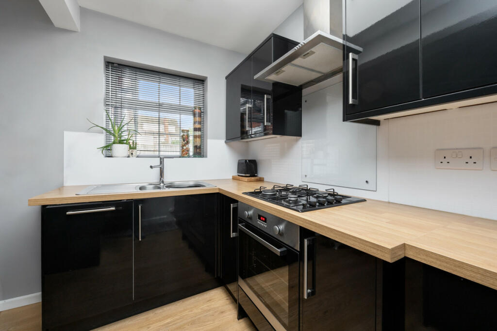 Additional image 10 of Foxley Lane, Worthing, BN13