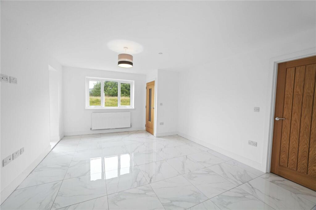 Additional image 4 of Plot 14 Spring Meadow