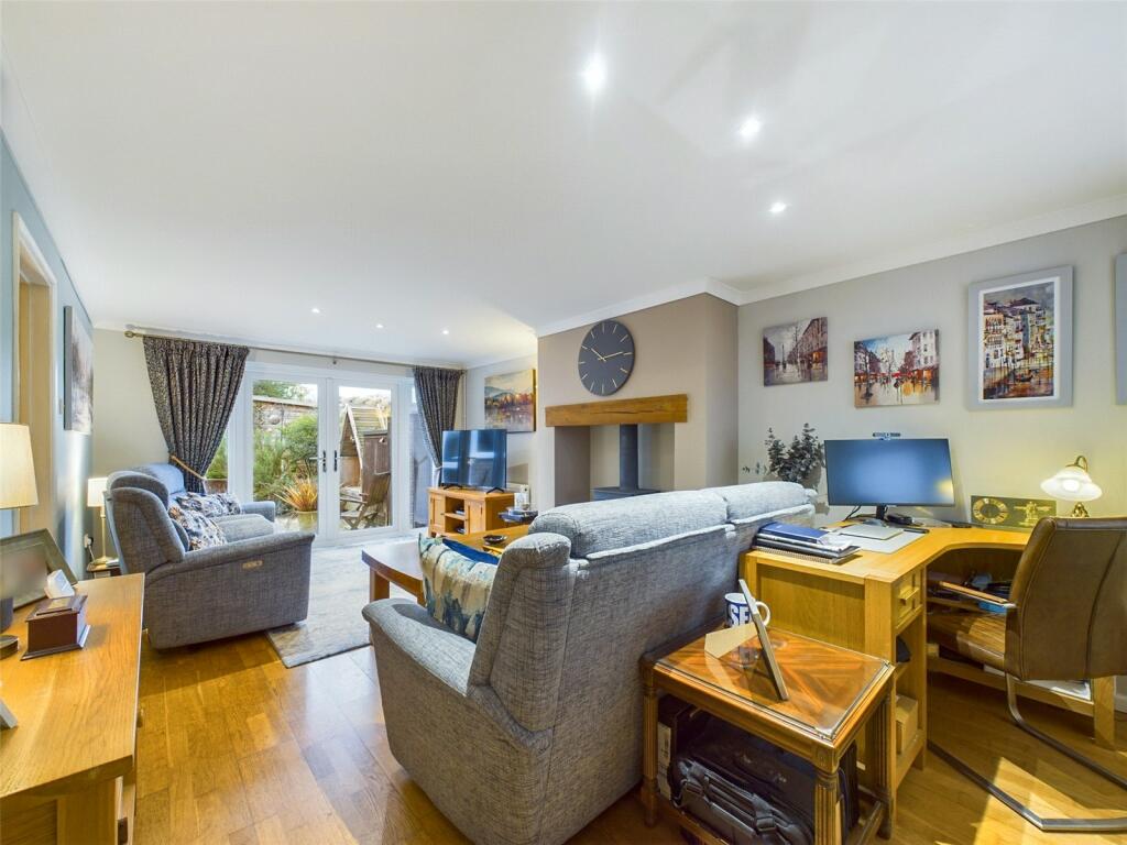 Additional image 4 of Pear Tree Close, Bransgore, Christchurch, Dorset, BH23