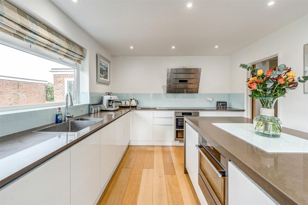 Additional image 22 of Eastergate Close, Goring-by-Sea, Worthing, West Sussex, BN12