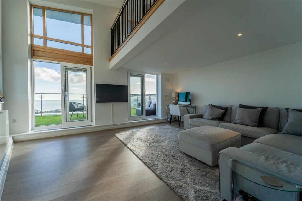 Additional image 6 of Richmond Gate, Richmond Hill Drive, Bournemouth, BH2 6LT