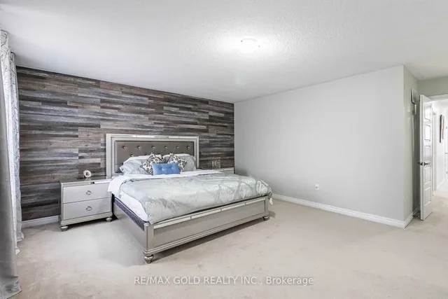 Additional image 18 of 2 Lackington St