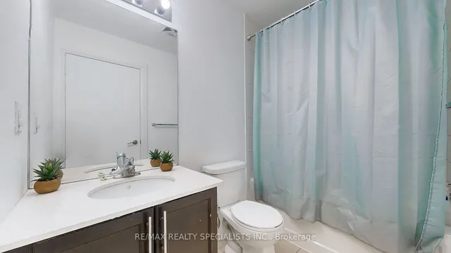 Additional image 13 of 45 Yorkland Blvd Unit 1105