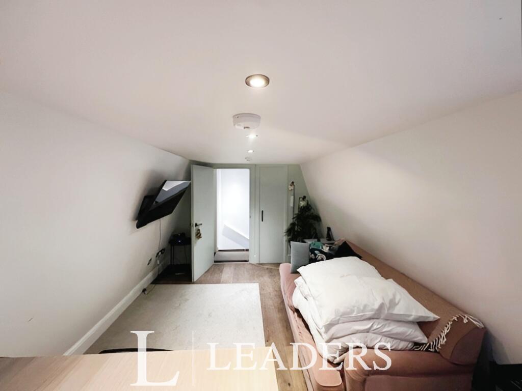 Additional image 7 of East Street