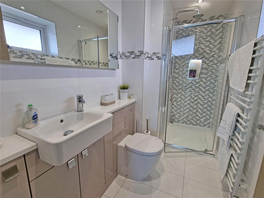 Additional image 11 of Cliffe Road, Barton on Sea, New Milton, Hampshire, BH25