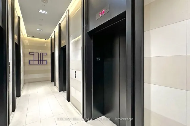 Additional image 6 of 501 Yonge St Unit 4208