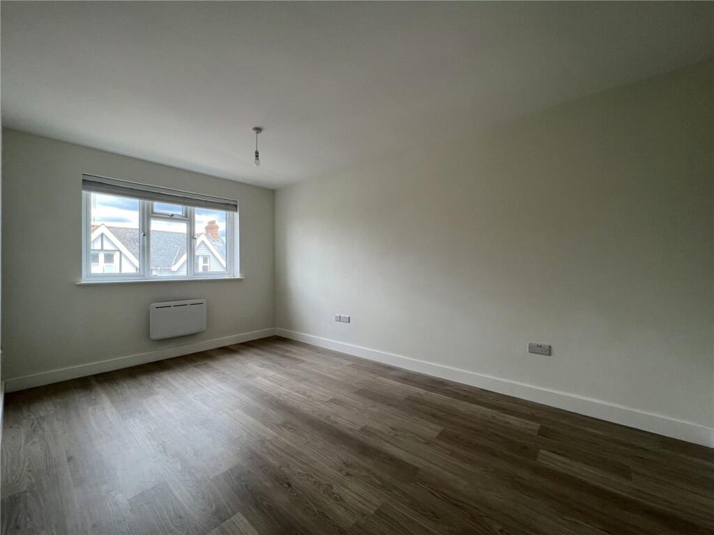 Additional image 3 of Lymington Road, Highcliffe, Christchurch, BH23