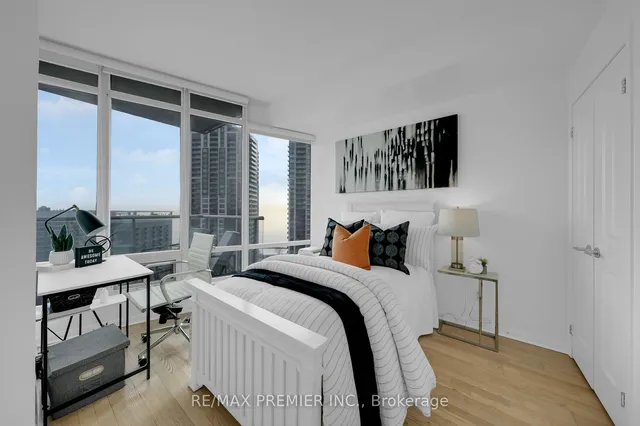 Additional image 25 of 15 Windermere Ave Unit 2309