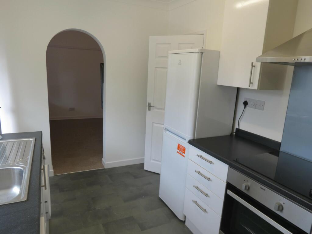 Additional image 25 of 6 bedroom Detached House in Wallisdown