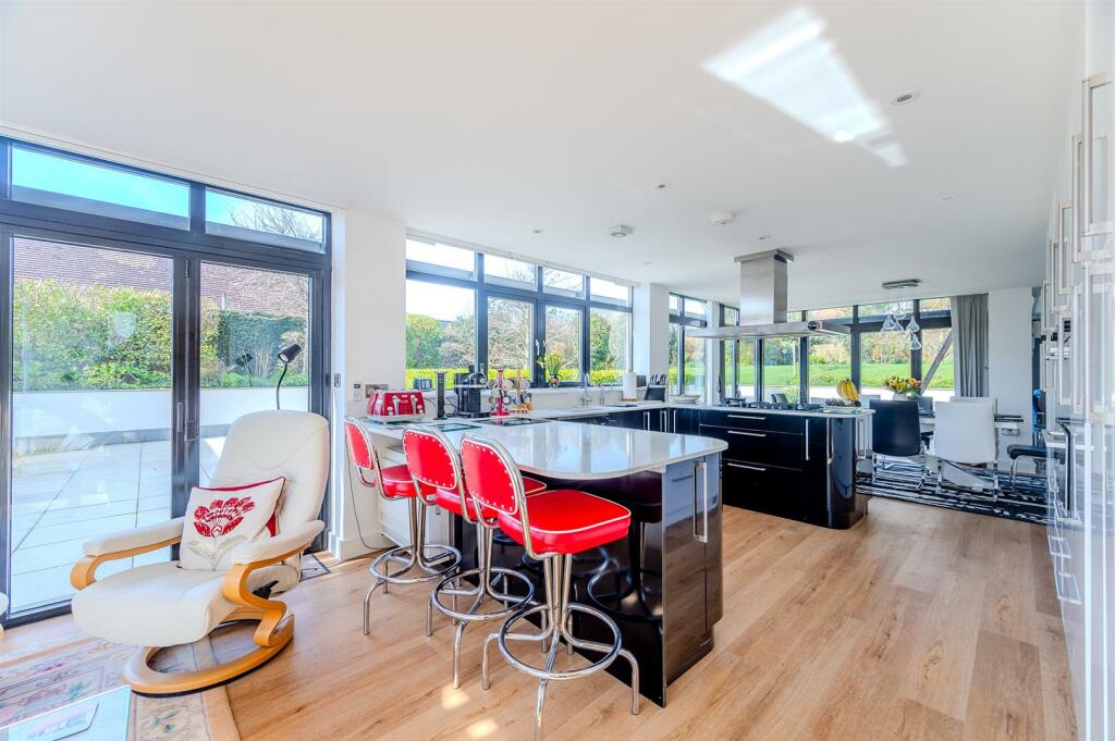 Additional image 37 of Salisbury Road, Seaford