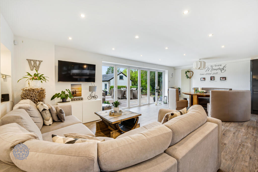 Additional image 5 of Hunt Fold House, Greenmount, Greater Manchester, BL8 4QE