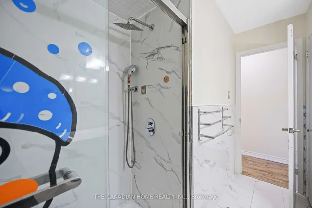 Additional image 31 of 307 Royal Salisbury Way