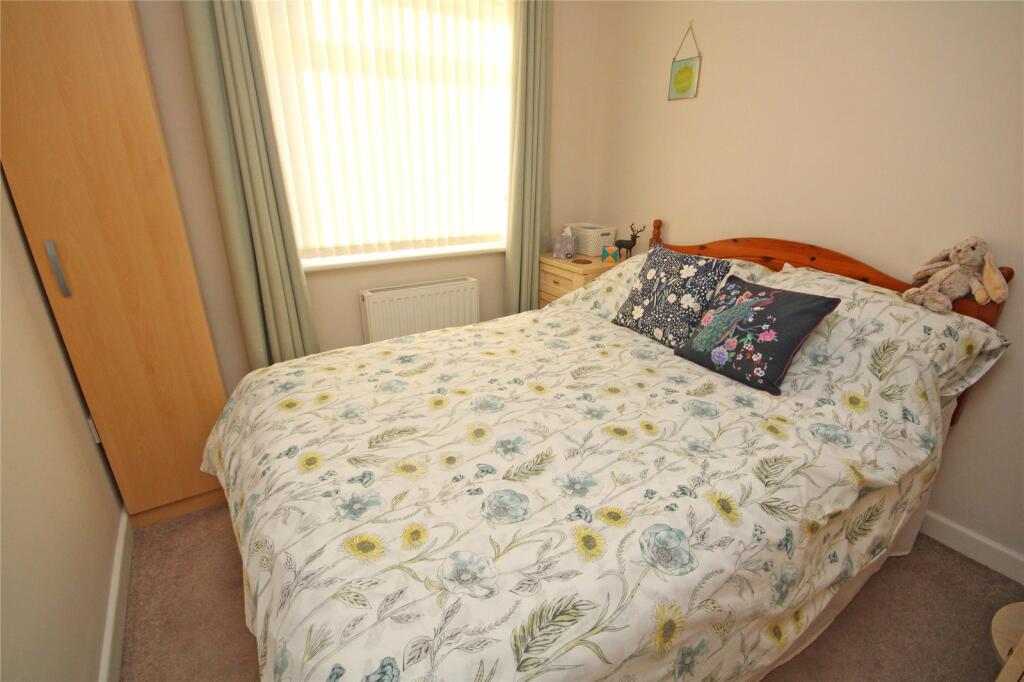 Additional image 10 of High Ridge Crescent, New Milton, Hampshire, BH25