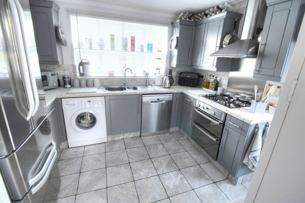 Additional image 5 of Chiltern Close, Eastbourne, BN23 8HD