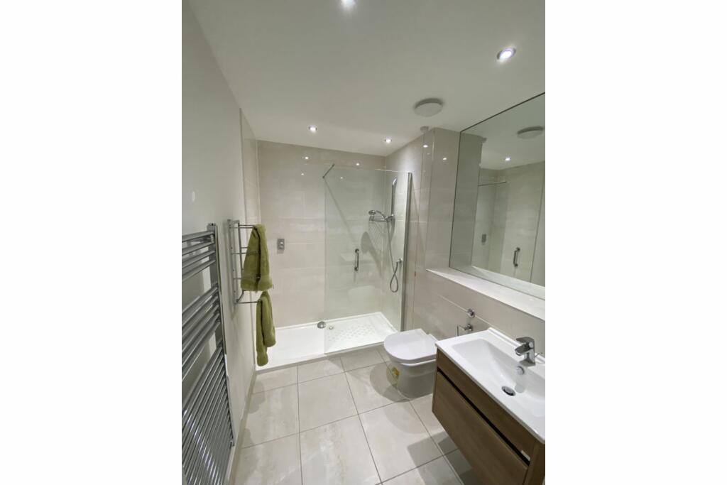 Additional image 4 of 220 Tuckton Road, Bournemouth, BH6