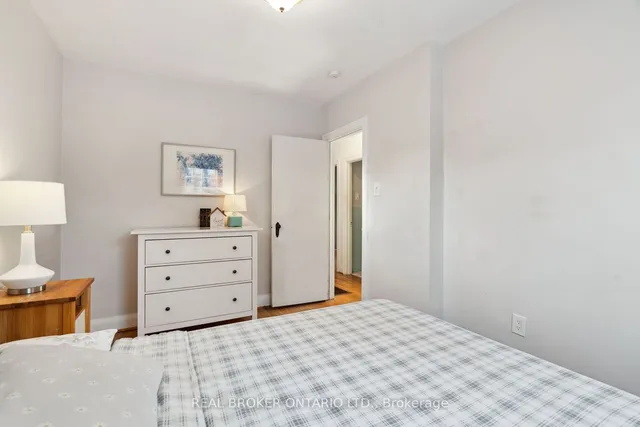 Additional image 18 of 21 Edmund Ave