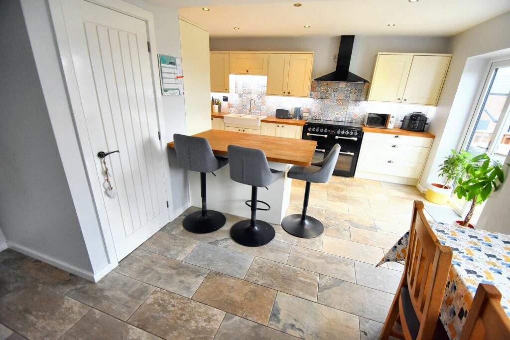 Additional image 11 of Burndale Drive, Bury, BL9