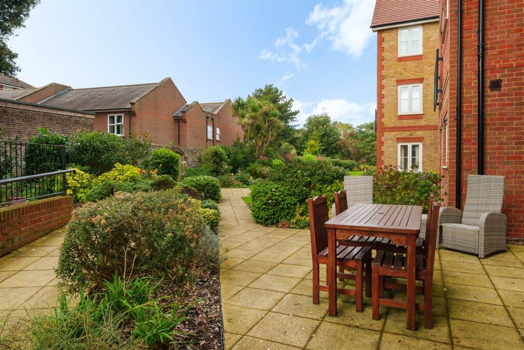 Additional image 11 of Hale Lodge, Littlehampton