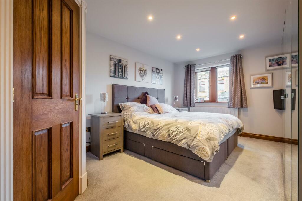 Additional image 16 of Rustless Close, Cleckheaton, BD19 6JU
