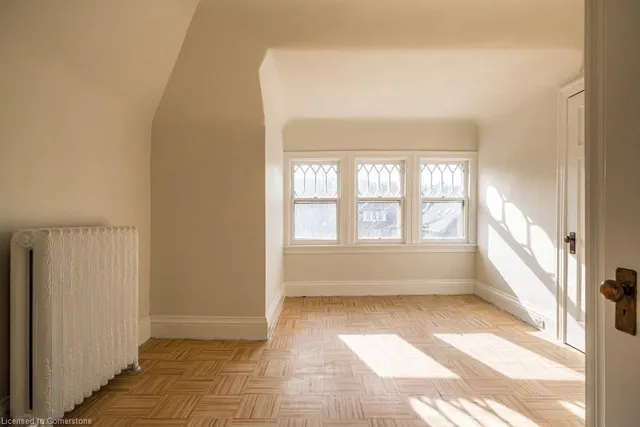 Additional image 30 of 60 Homewood Ave