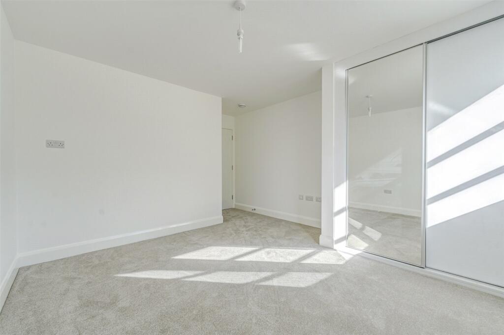 Additional image 18 of Vista Mare East, 42 West Parade, West Worthing, West Sussex, BN11