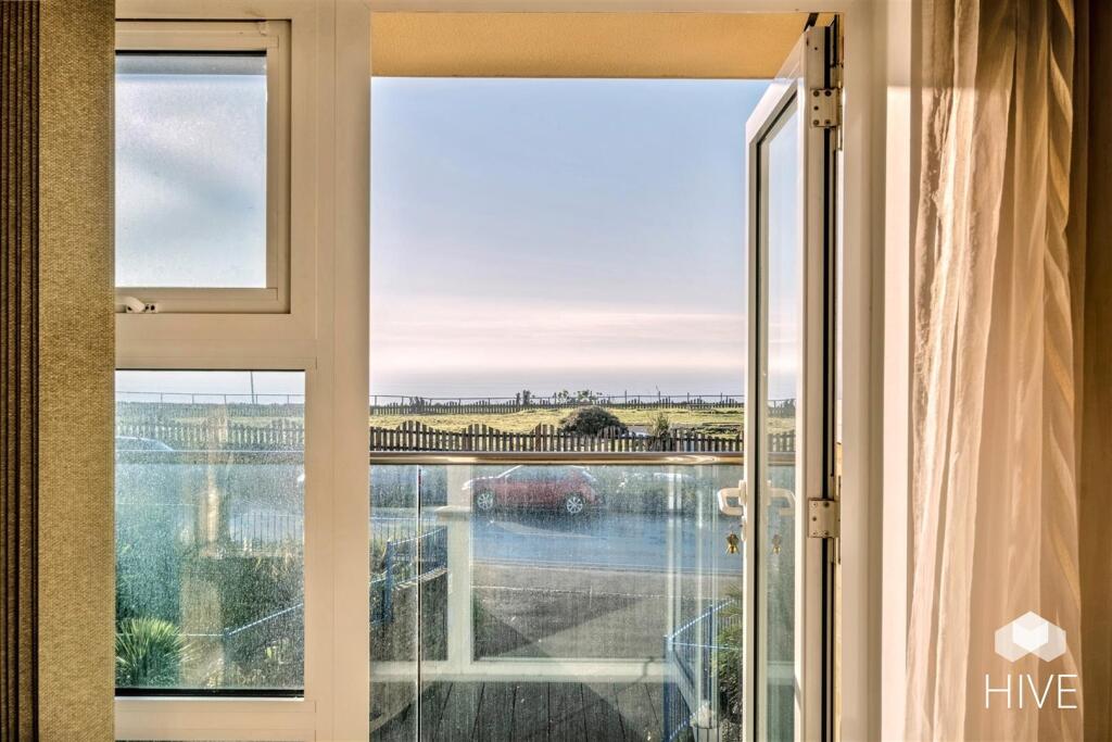 Additional image 18 of Boscombe Overcliff Drive, Bournemouth