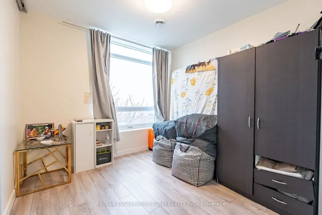 Additional image 15 of 467 CHARLTON Ave Unit 305