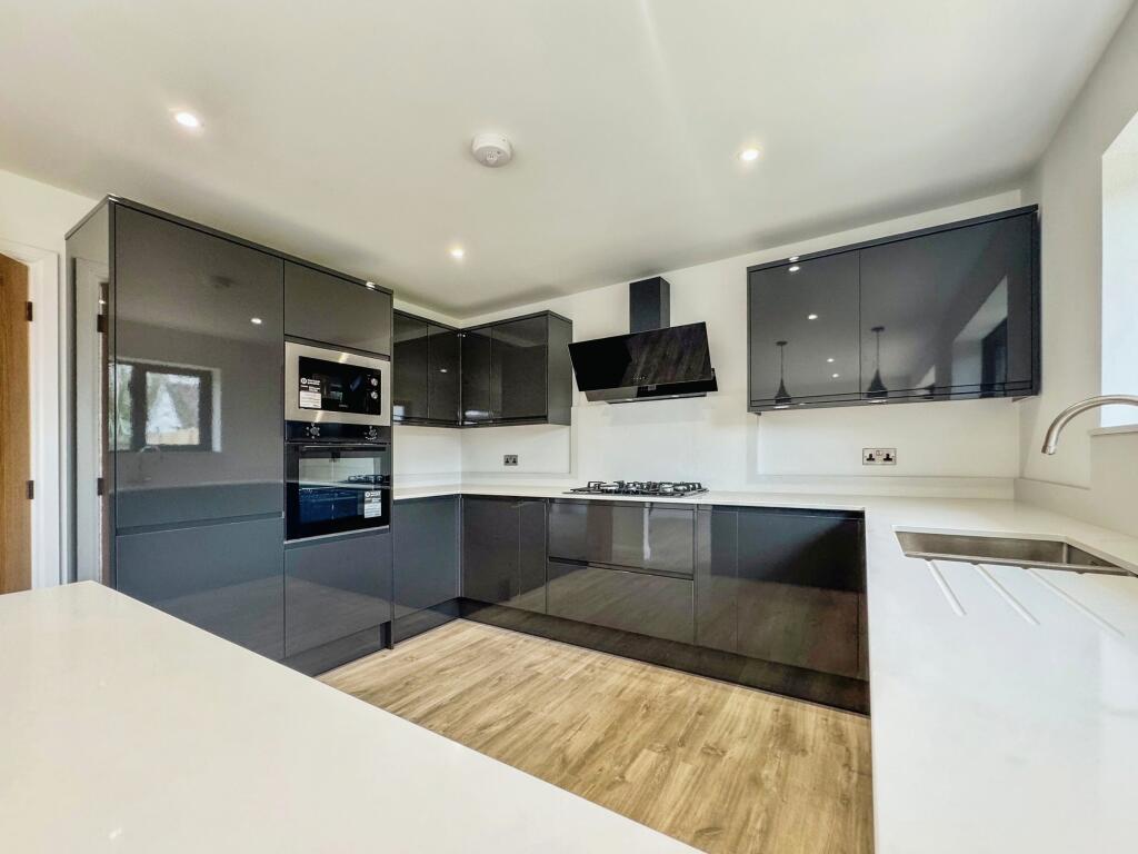 Additional image 25 of Swanbourne Road, Littlehampton, BN17