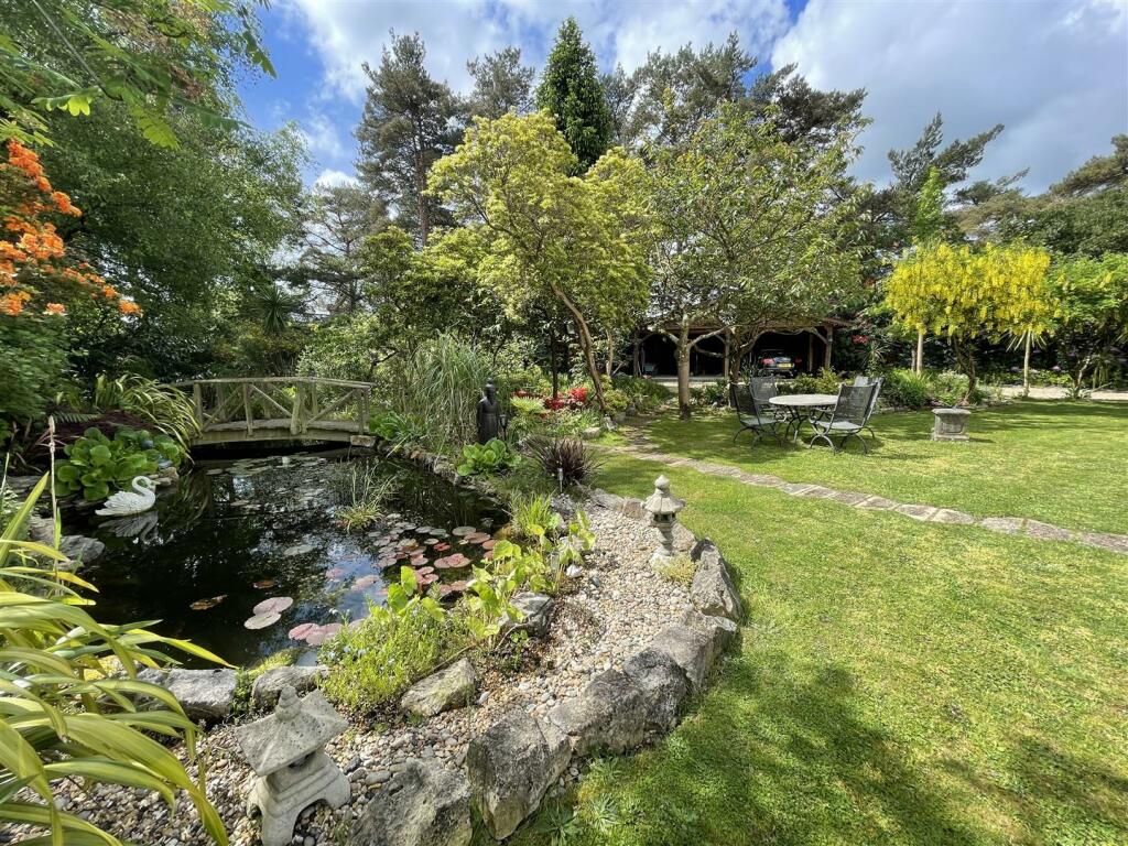 Additional image 44 of Lone Pine Drive, West Parley